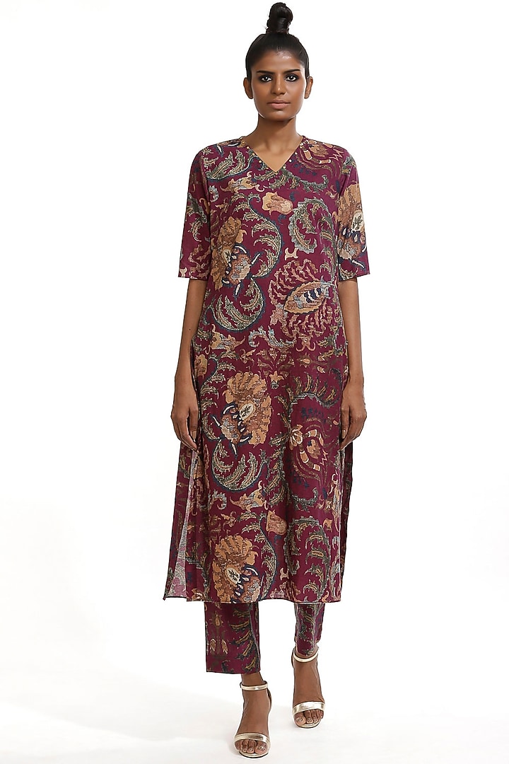 Purple Floral Printed Kurta by Abraham & Thakore at Pernia's Pop Up Shop