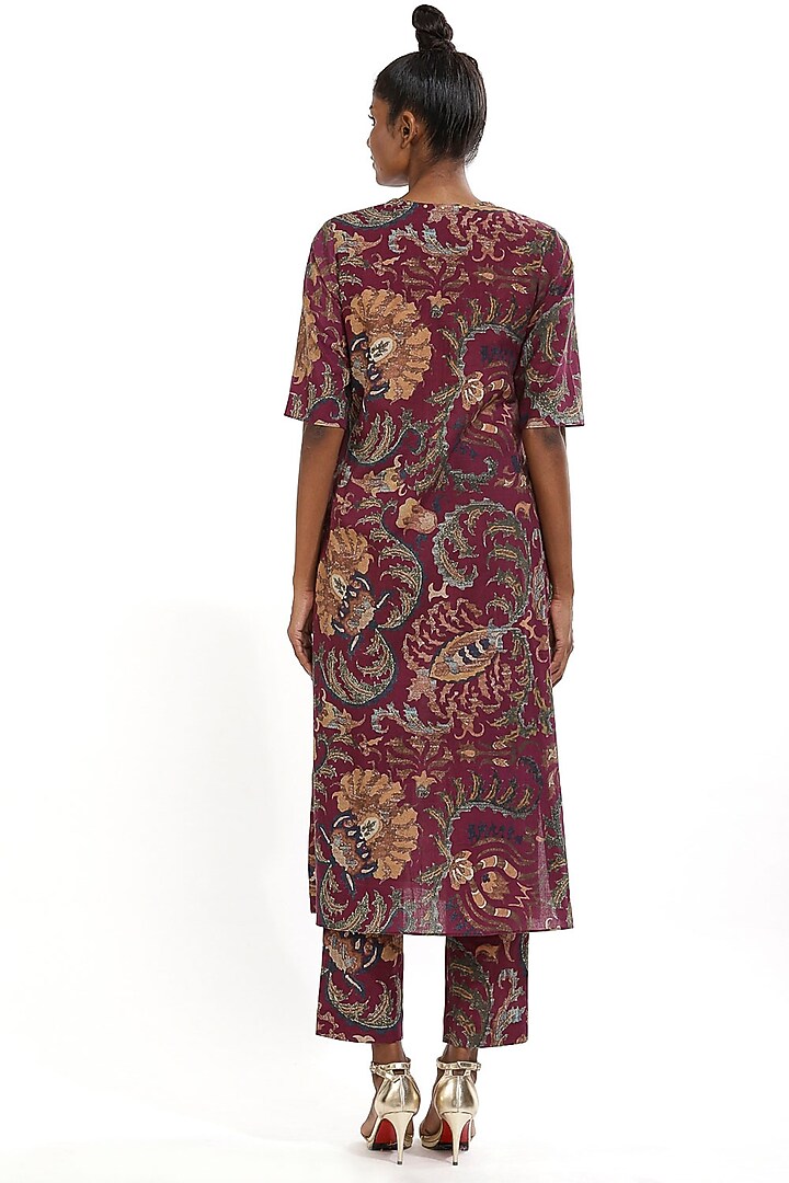 Purple Floral Printed Kurta by Abraham & Thakore at Pernia's Pop Up Shop