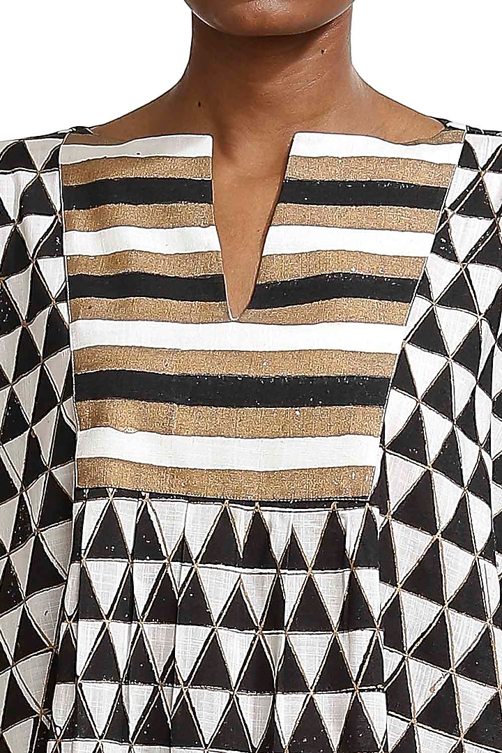 Ivory Hand Block Printed Kaftan by Abraham & Thakore at Pernia's Pop Up Shop