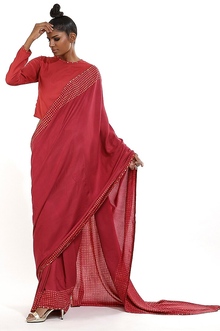 Burgundy Bandhani Printed Party Wear Saree by Abraham & Thakore at Pernia's Pop Up Shop