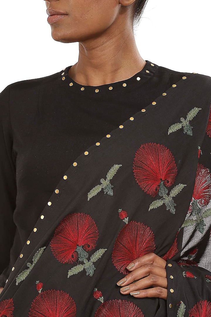 Black Floral Embroidered Party Wear Saree by Abraham & Thakore at Pernia's Pop Up Shop