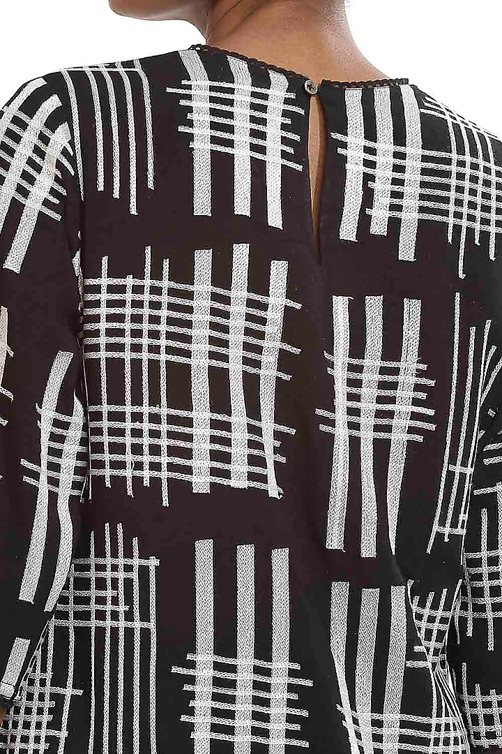 Black Check Embroidered Kurta by Abraham & Thakore at Pernia's Pop Up Shop