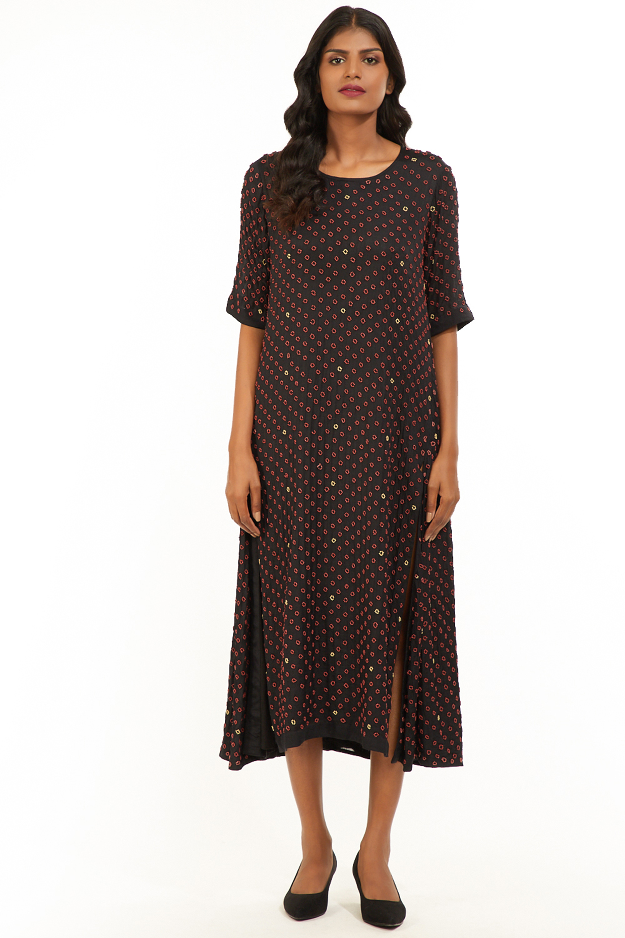 Black Dots Embroidered Kurta by Abraham & Thakore at Pernia's Pop Up Shop