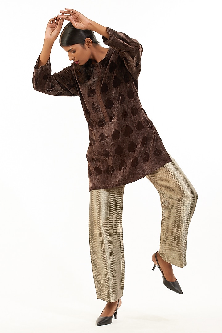 Brown Embroidered Velvet Kurta by Abraham & Thakore at Pernia's Pop Up Shop