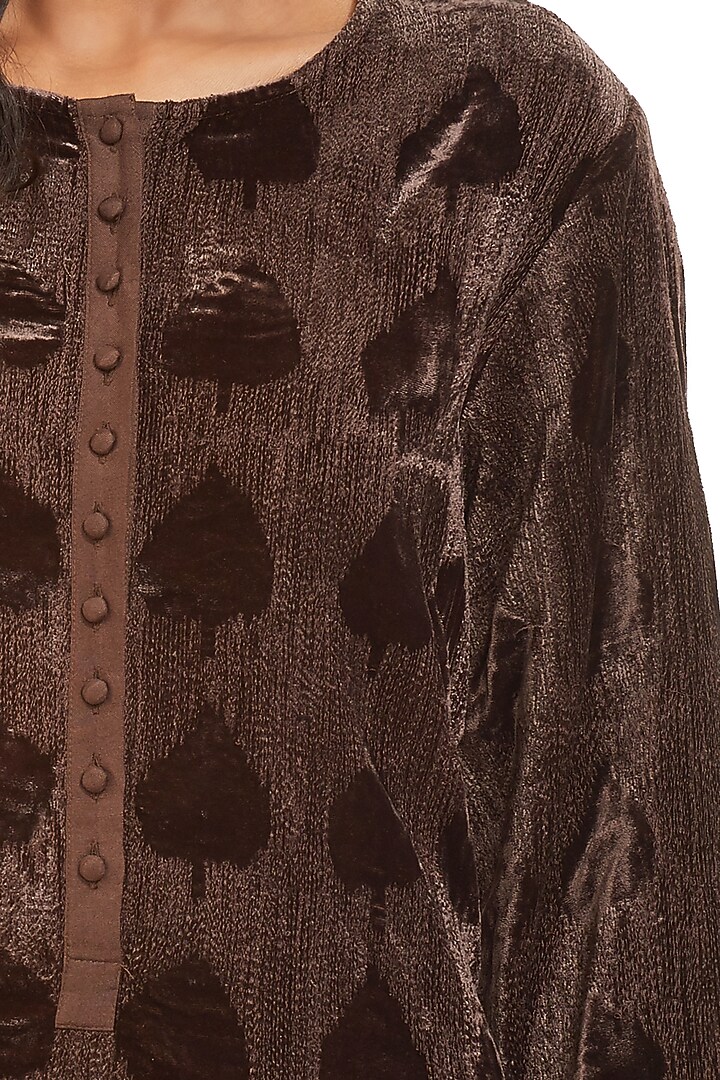 Brown Embroidered Velvet Kurta by Abraham & Thakore at Pernia's Pop Up Shop