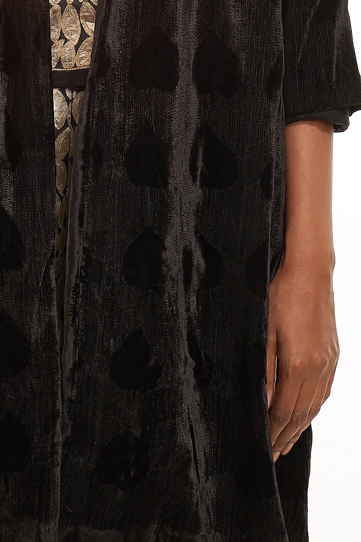 Black Embroidered Velvet Jacket by Abraham & Thakore at Pernia's Pop Up Shop