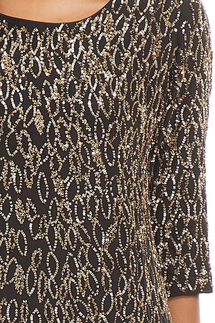 Black & Gold Embroidered Kurta by Abraham & Thakore at Pernia's Pop Up Shop