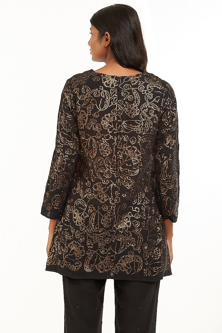 Black & Gold Hand Embroidered Tunic by Abraham & Thakore at Pernia's Pop Up Shop