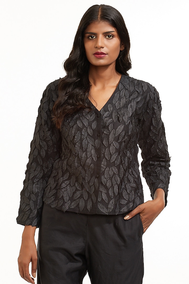 Black Embroidered Crop Jacket by Abraham & Thakore at Pernia's Pop Up Shop