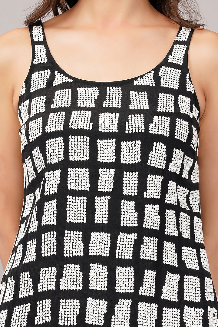 Black & Ivory Viscose Georgette Hand Embroidered Mini Vacation Dress by Abraham & Thakore at Pernia's Pop Up Shop