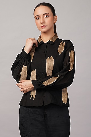 Black Chanderi & Silk Hand Embroidered Shirt by Abraham & Thakore