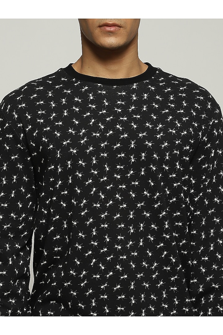 Black Rib Knit Cotton Printed T-Shirt by Abraham & Thakore Men at Pernia's Pop Up Shop