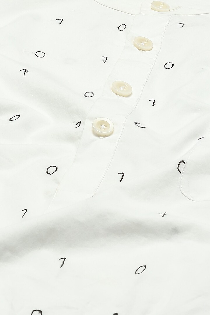 White Cotton Poplin Embroidered Kurta by Abraham & Thakore Men at Pernia's Pop Up Shop
