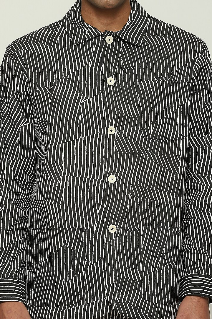 Black Cotton Printed Jacket by Abraham & Thakore Men at Pernia's Pop Up Shop