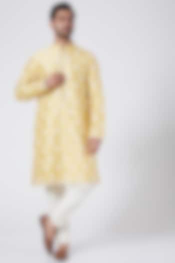 Yellow Buttis Kurta Set by Aqube by Amber Men at Pernia's Pop Up Shop