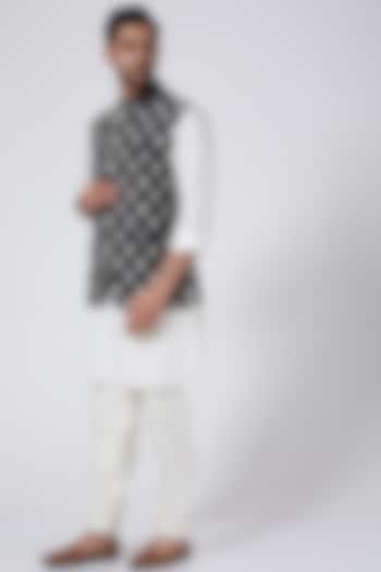 Black Bundi Jacket Set With Buttis by Aqube by Amber Men at Pernia's Pop Up Shop