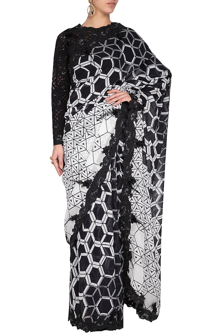 Black & White Embroidered Corset Wedding Saree Set by Aashima Behl at Pernia's Pop Up Shop