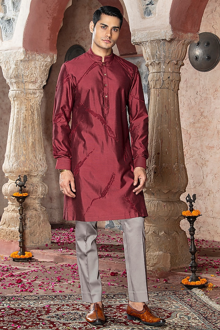 Maroon Katan Silk Embroidered Kurta Set by Abkasa at Pernia's Pop Up Shop