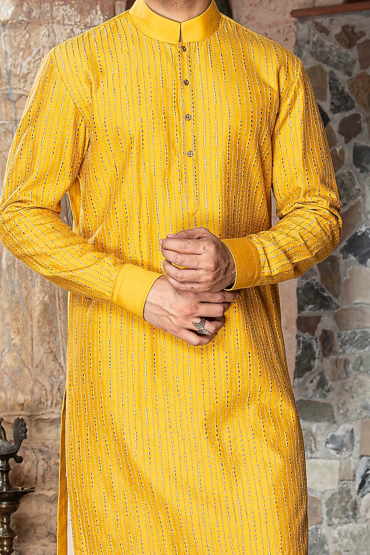 Yellow Katan Silk Embroidered Kurta Set by Abkasa at Pernia's Pop Up Shop