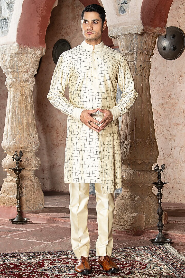 Cream Katan Silk Thread Embroidered Kurta Set by Abkasa at Pernia's Pop Up Shop