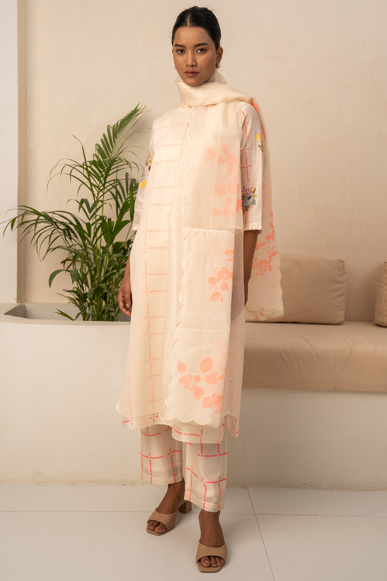 Ivory & Pink Chanderi Printed Layered Tunic Set by Arcvsh by Pallavi Singh at Pernia's Pop Up Shop