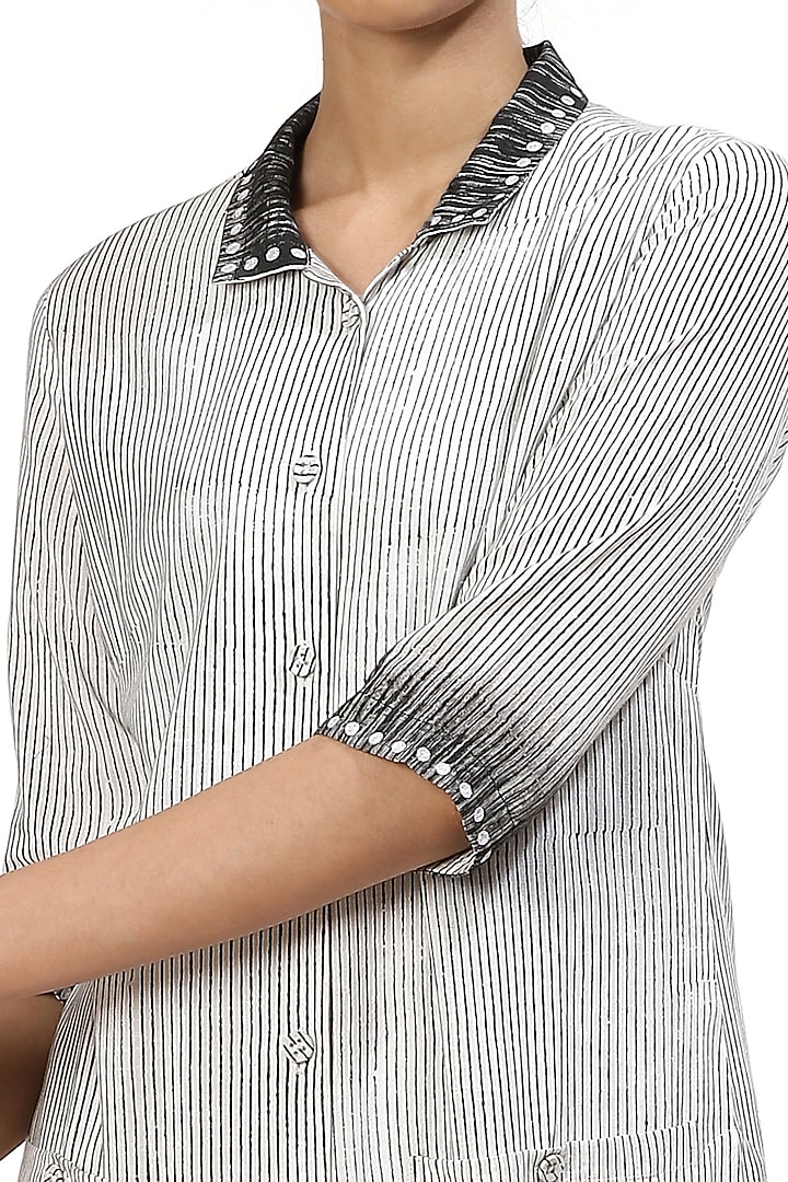 Ivory & Black Block Printed Shirt Kurta by Abraham & Thakore at Pernia's Pop Up Shop