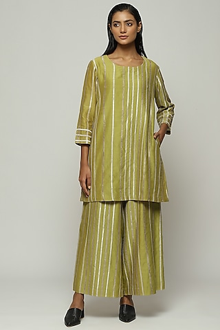 Green Chanderi Tunic by Abraham & Thakore