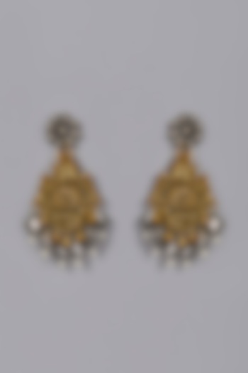 Oxidised Finish Kundan Earrings by ACCENTUATE