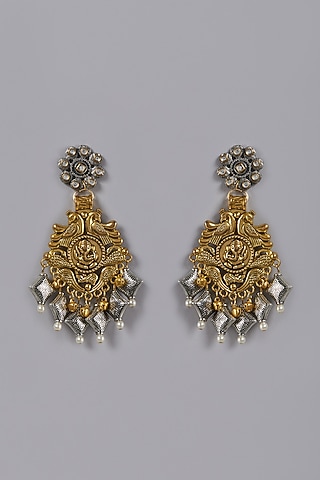 Oxidised Finish Kundan Earrings by ACCENTUATE