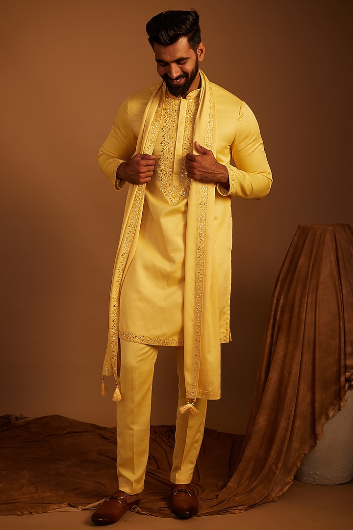 Lemon Yellow Crepe Mirror Embroidered Kurta Set by ACHKANN at Pernia's Pop Up Shop