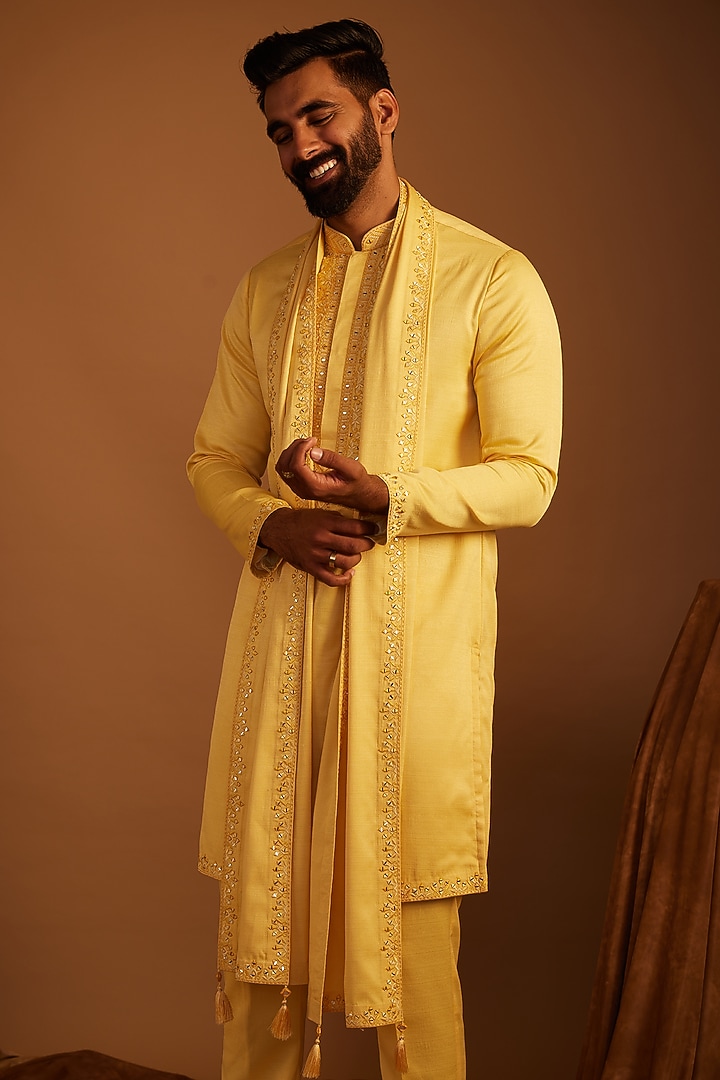 Lemon Yellow Crepe Mirror Embroidered Kurta Set by ACHKANN at Pernia's Pop Up Shop