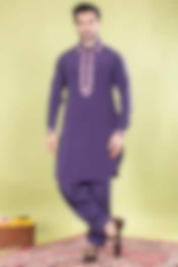 Purple Crepe Thread Machine Embroidered Kurta Set by ACHKANN at Pernia's Pop Up Shop