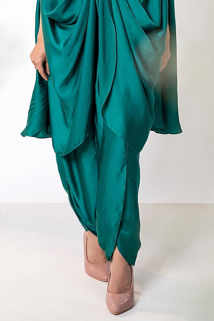 Teal Bemberg Satin Pearl Embroidered Kaftan Set by AANCHAL VIJAYWARGI at Pernia's Pop Up Shop
