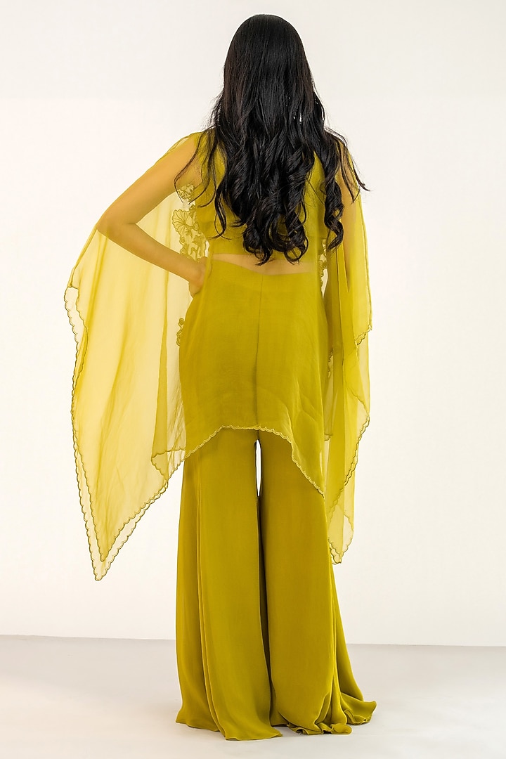 Olive Green Organza Floral Embroidered Cape Set by AANCHAL VIJAYWARGI at Pernia's Pop Up Shop