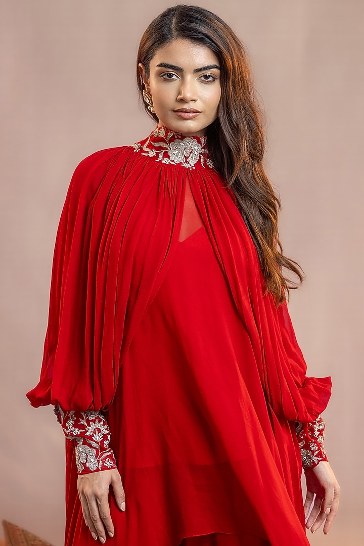 Red Georgette Floral 3D Embellished Kaftan Set by AANCHAL VIJAYWARGI at Pernia's Pop Up Shop
