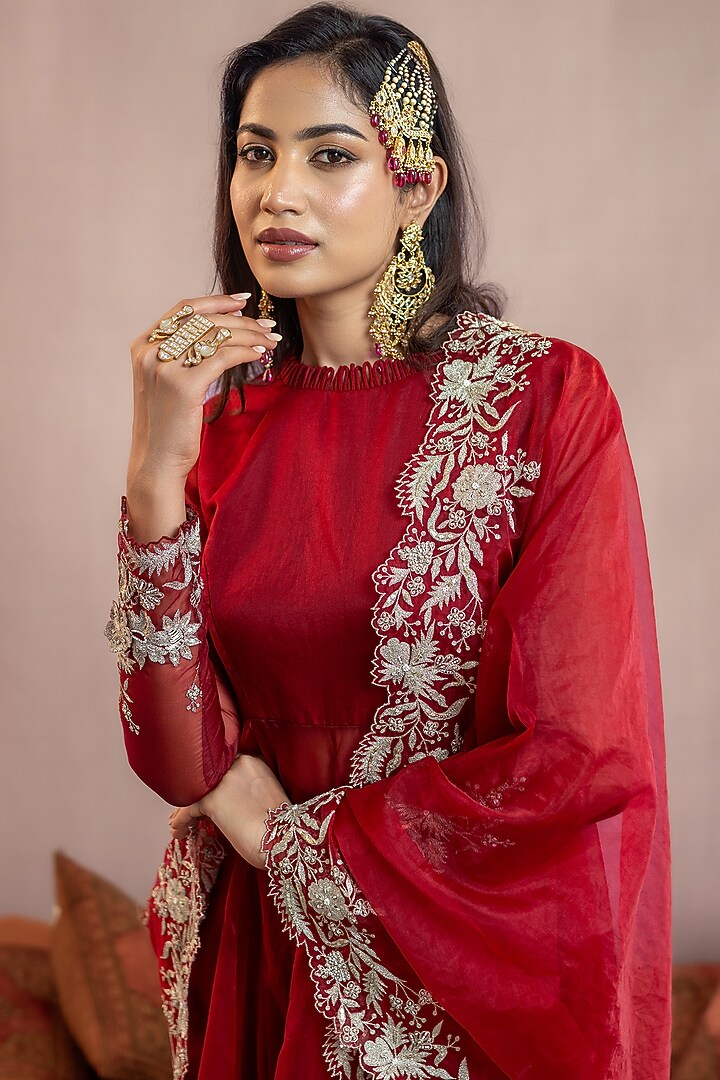 Maroon Organza Kasab Embroidered Wedding Anarkali Set by AANCHAL VIJAYWARGI at Pernia's Pop Up Shop