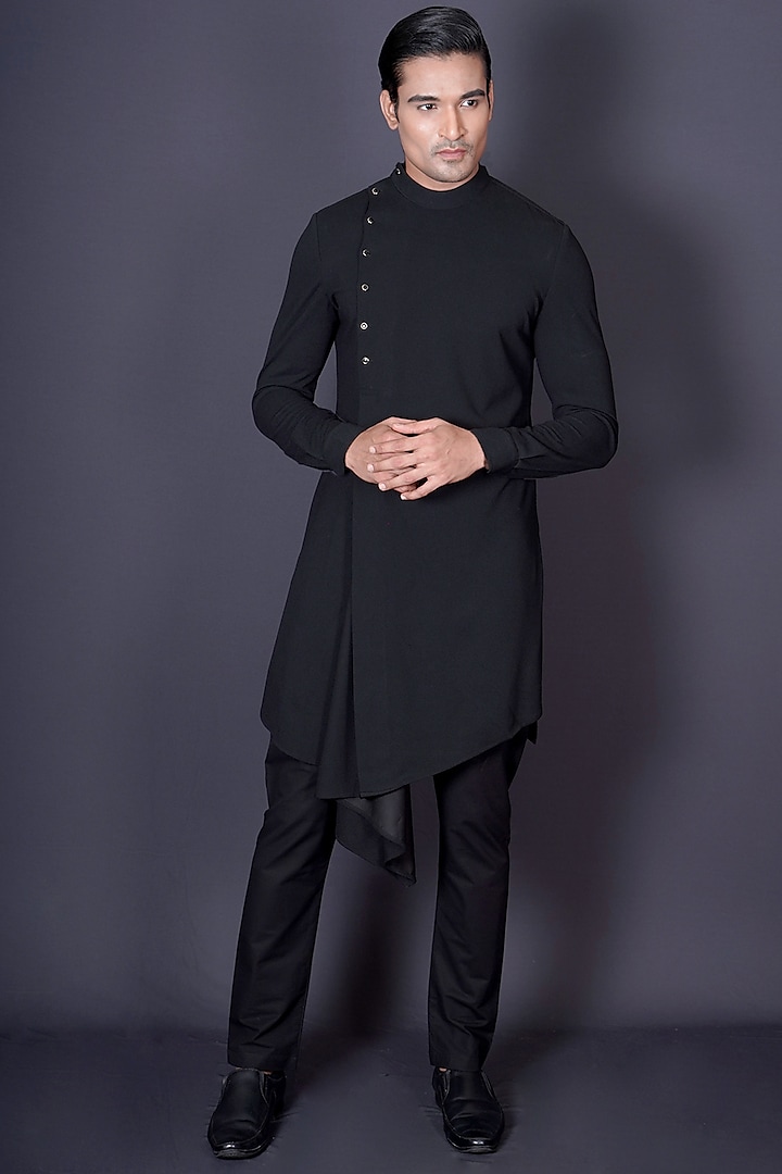 Black Lycra Asymmetrical Pleated Draped Kurta Set by Archana Kochhar Men at Pernia's Pop Up Shop