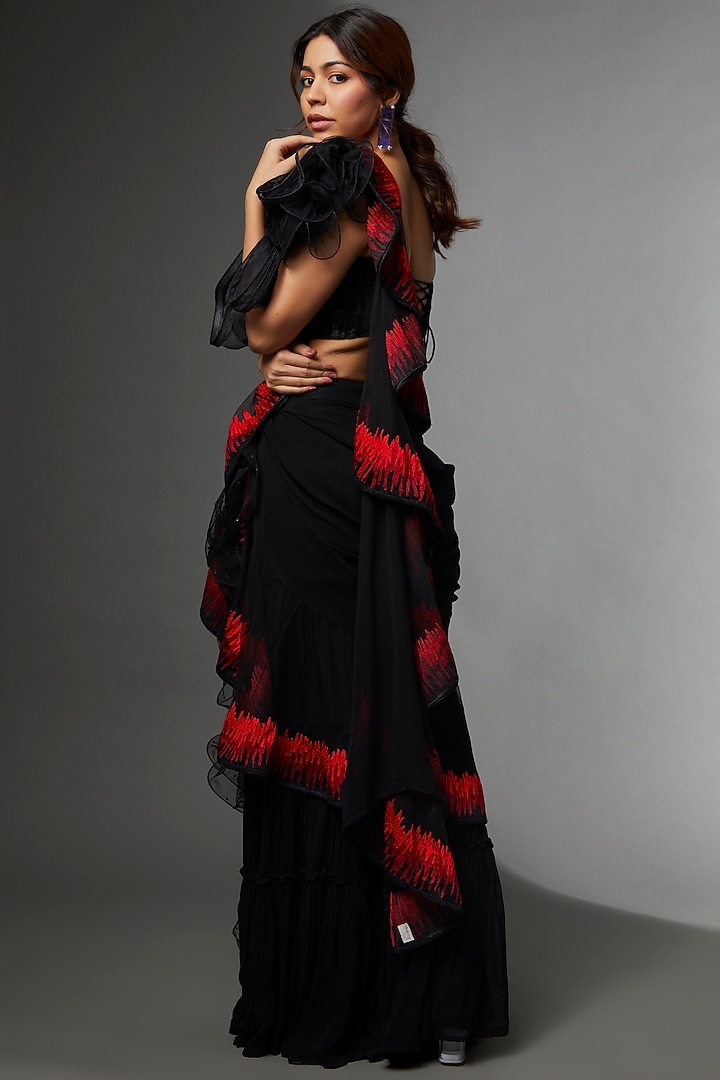 Black & Red Georgette Thread Embroidered Palazzo Pant Wedding Saree Set by Archana Kochhar at Pernia's Pop Up Shop