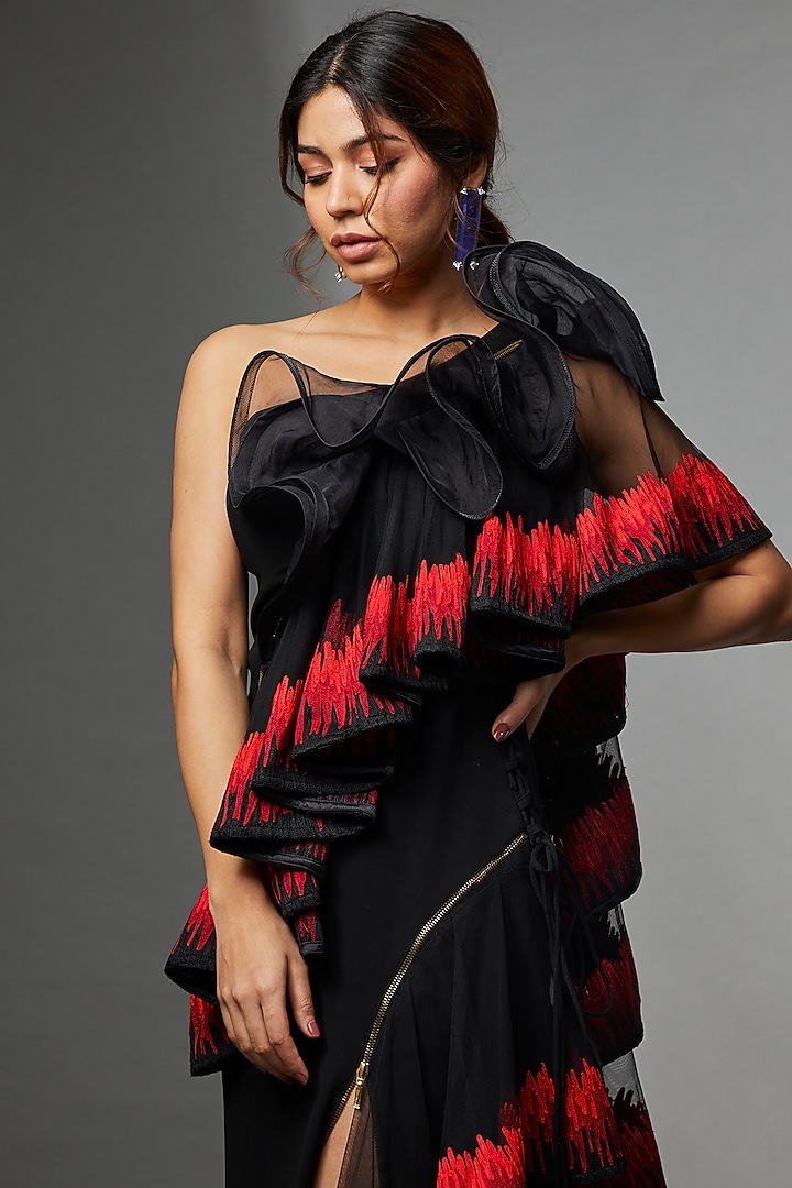 Black & Red Italian Fabric Embroidered Engagement Gown by Archana Kochhar at Pernia's Pop Up Shop