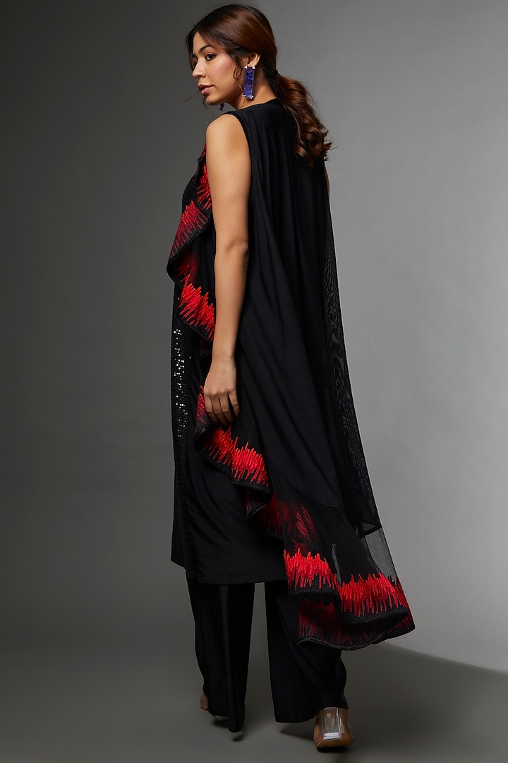 Black Georgette Embroidered Kurta Set With Cape by Archana Kochhar at Pernia's Pop Up Shop