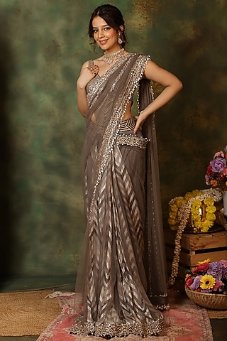 Grey Dola Silk Chevron Pattern Draped Saree Set by Archana Kochhar