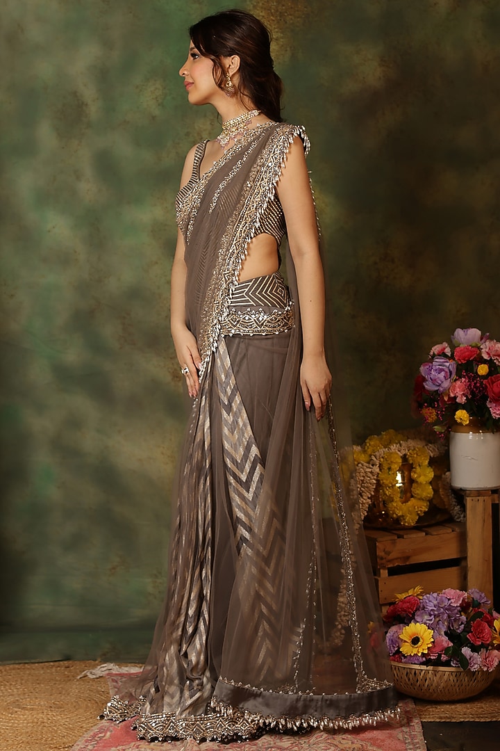 Grey Dola Silk Chevron Pattern Draped Reception Saree Set by Archana Kochhar at Pernia's Pop Up Shop