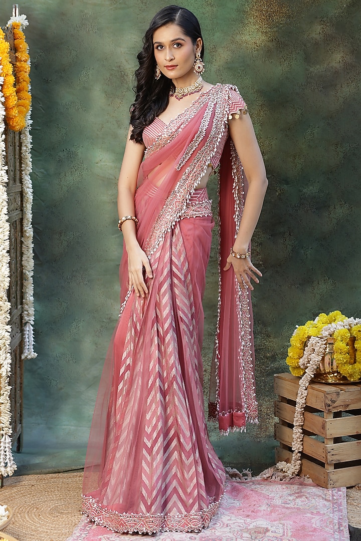 Pink Dola Silk Chevron Pattern Draped Reception Saree Set by Archana Kochhar at Pernia's Pop Up Shop