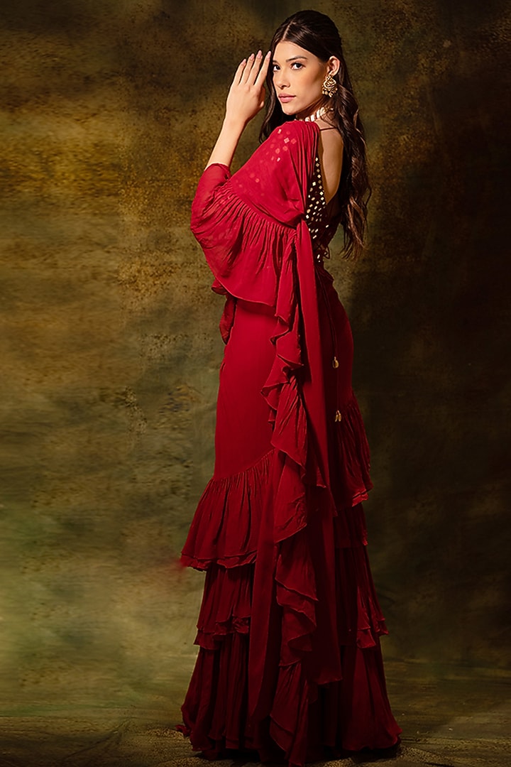 Red Georgette Pre-Stitched Skirt Wedding Saree Set by Archana Kochhar at Pernia's Pop Up Shop