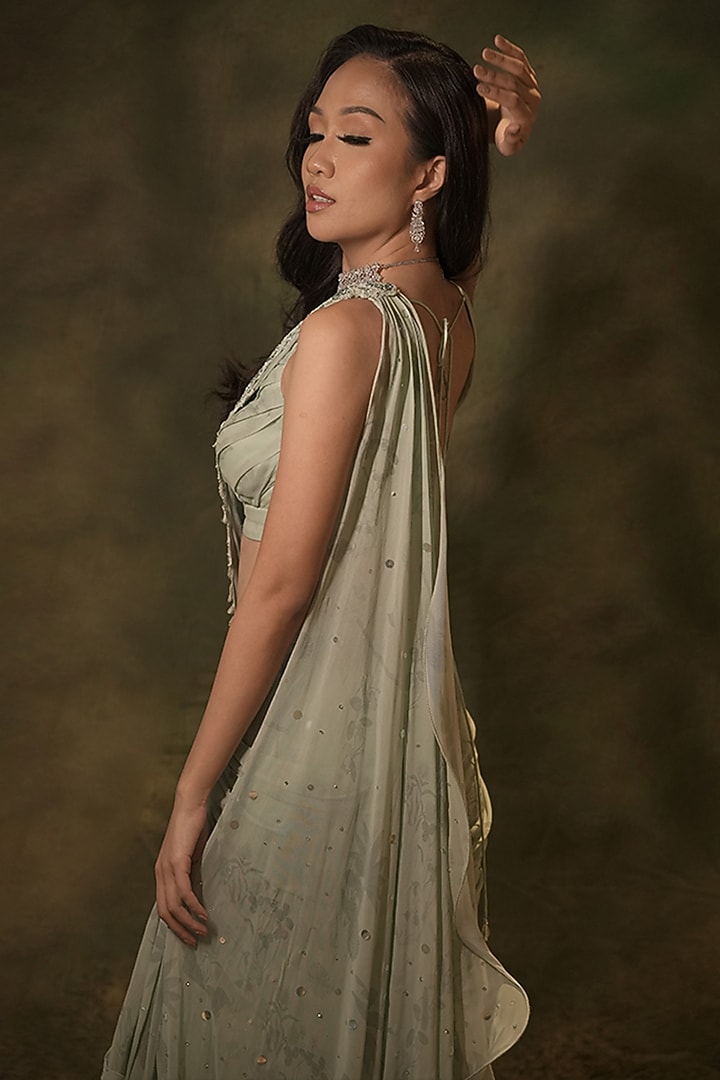Pastel Green Georgette Floral Brooch Embroidered Draped Skirt Wedding Saree Set by Archana Kochhar at Pernia's Pop Up Shop