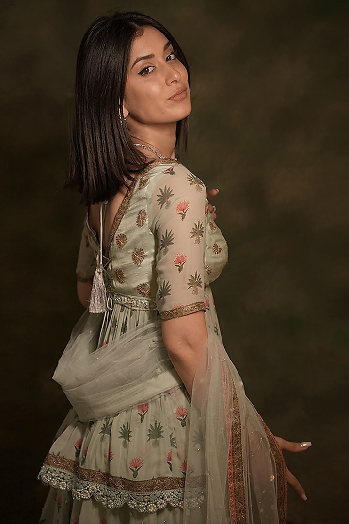 Pastel Green Georgette Pearl Embellished Wedding Lehenga Set by Archana Kochhar at Pernia's Pop Up Shop