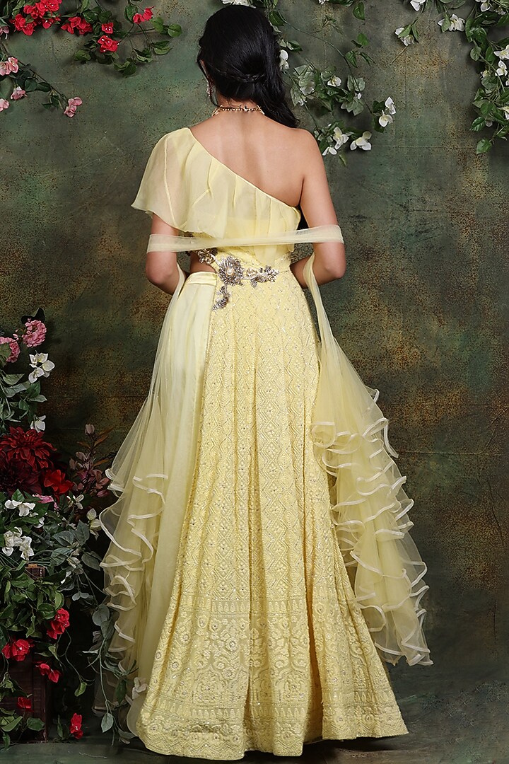 Lemon Yellow Lucknowi Embroidered Wedding Anarkali Set by Archana Kochhar at Pernia's Pop Up Shop