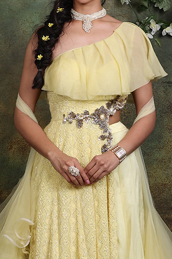 Lemon Yellow Lucknowi Embroidered Wedding Anarkali Set by Archana Kochhar at Pernia's Pop Up Shop