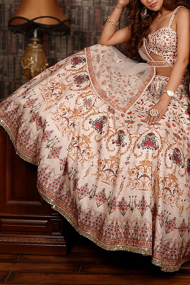 Ivory Embroidered & Printed Lehenga Set by Archana Kochhar at Pernia's Pop Up Shop