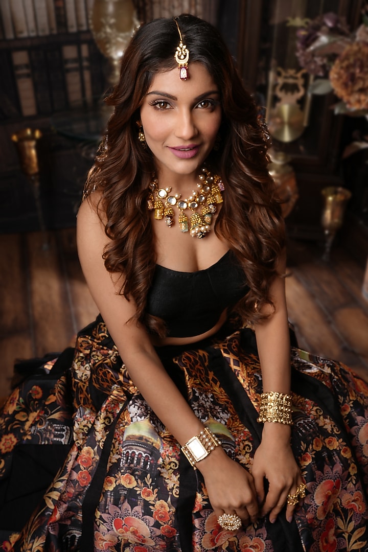 Black Embroidered & Printed Wedding Lehenga Set by Archana Kochhar at Pernia's Pop Up Shop